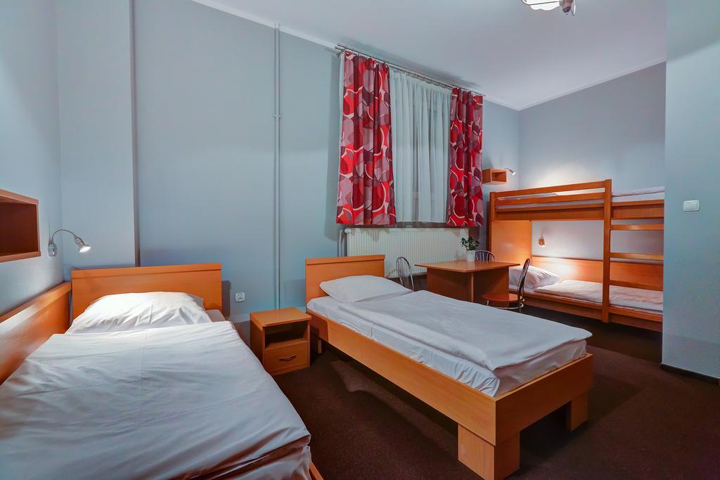 Hostel Evotel ジェロンカ エクステリア 写真