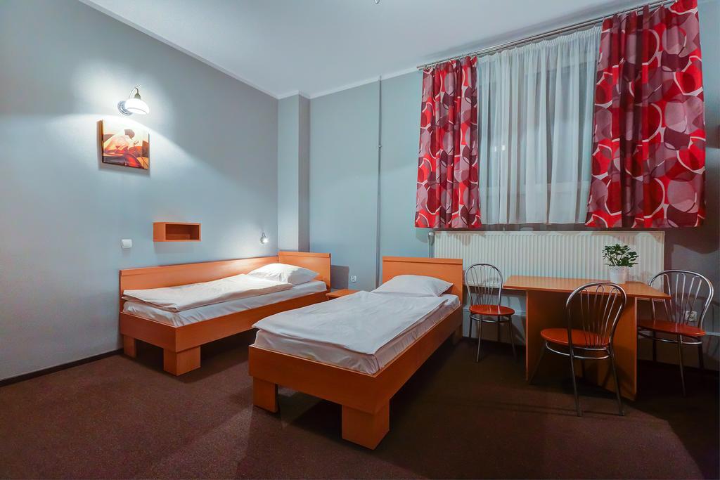 Hostel Evotel ジェロンカ エクステリア 写真