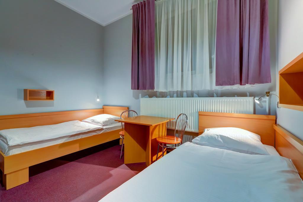 Hostel Evotel ジェロンカ エクステリア 写真