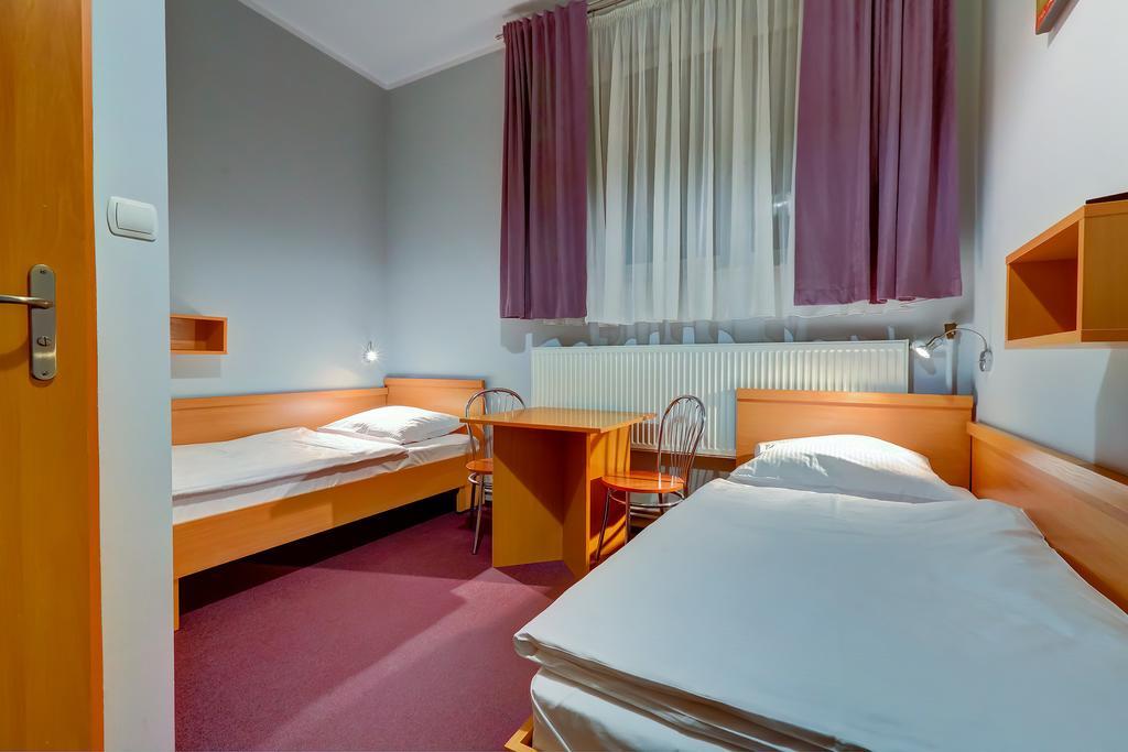 Hostel Evotel ジェロンカ エクステリア 写真
